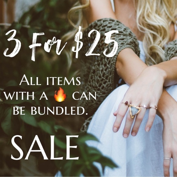 Old Navy 🔥 white pullover T-shirt with desert on the front/ Joshua Tree NWT - Picture 6 of 6